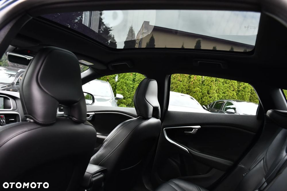 Volvo V40 T4 Inscription - 22