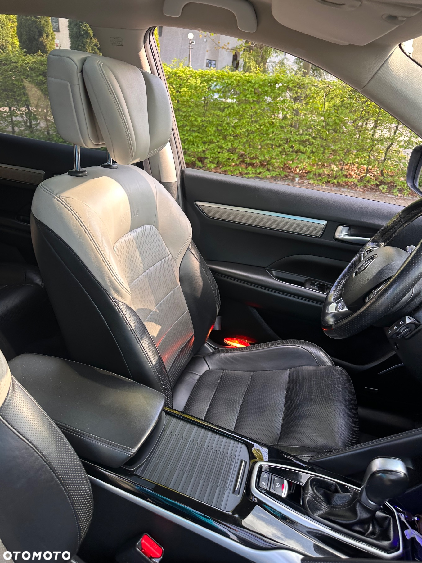 Renault Koleos 2.0 dCi Initiale Paris 4x4 X-Tronic - 13