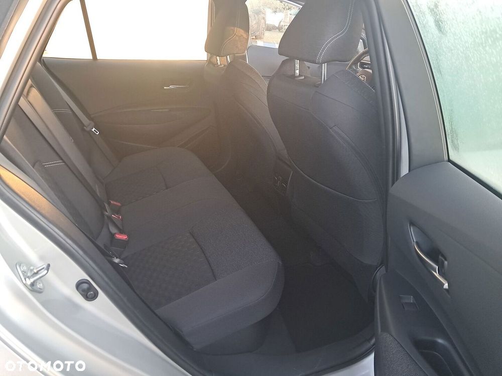 Toyota Corolla 1.8 Hybrid Comfort - 13