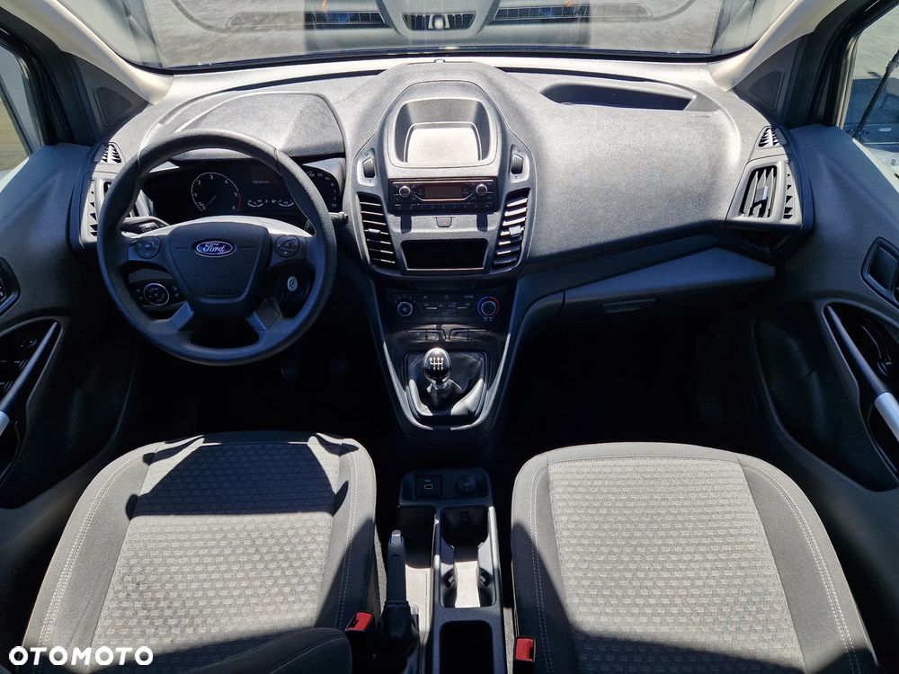 Ford Transit Connect - 16