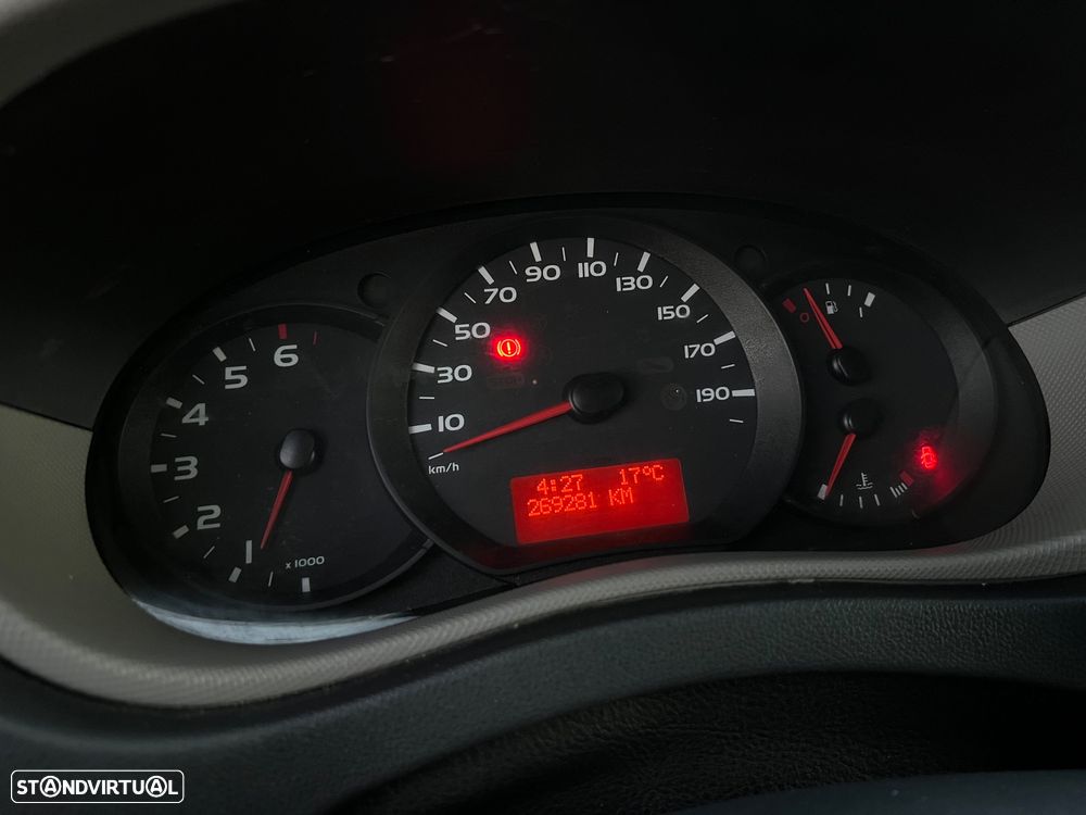 Renault Master III fase II 2.3 dCi L2H2 3.5T IVA dedutível - 13