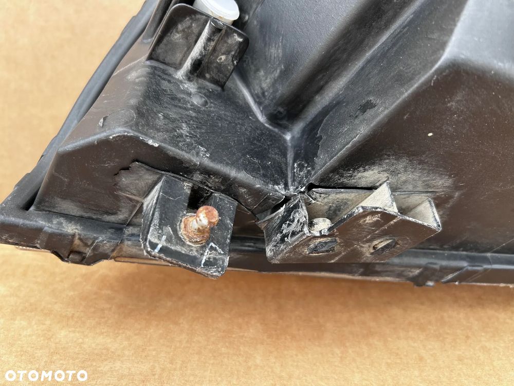 SUZUKI GRAND VITARA 2 II LAMPA REFLEKTOR PRZÓD PRZEDNI PRAWY PRAWA - 5