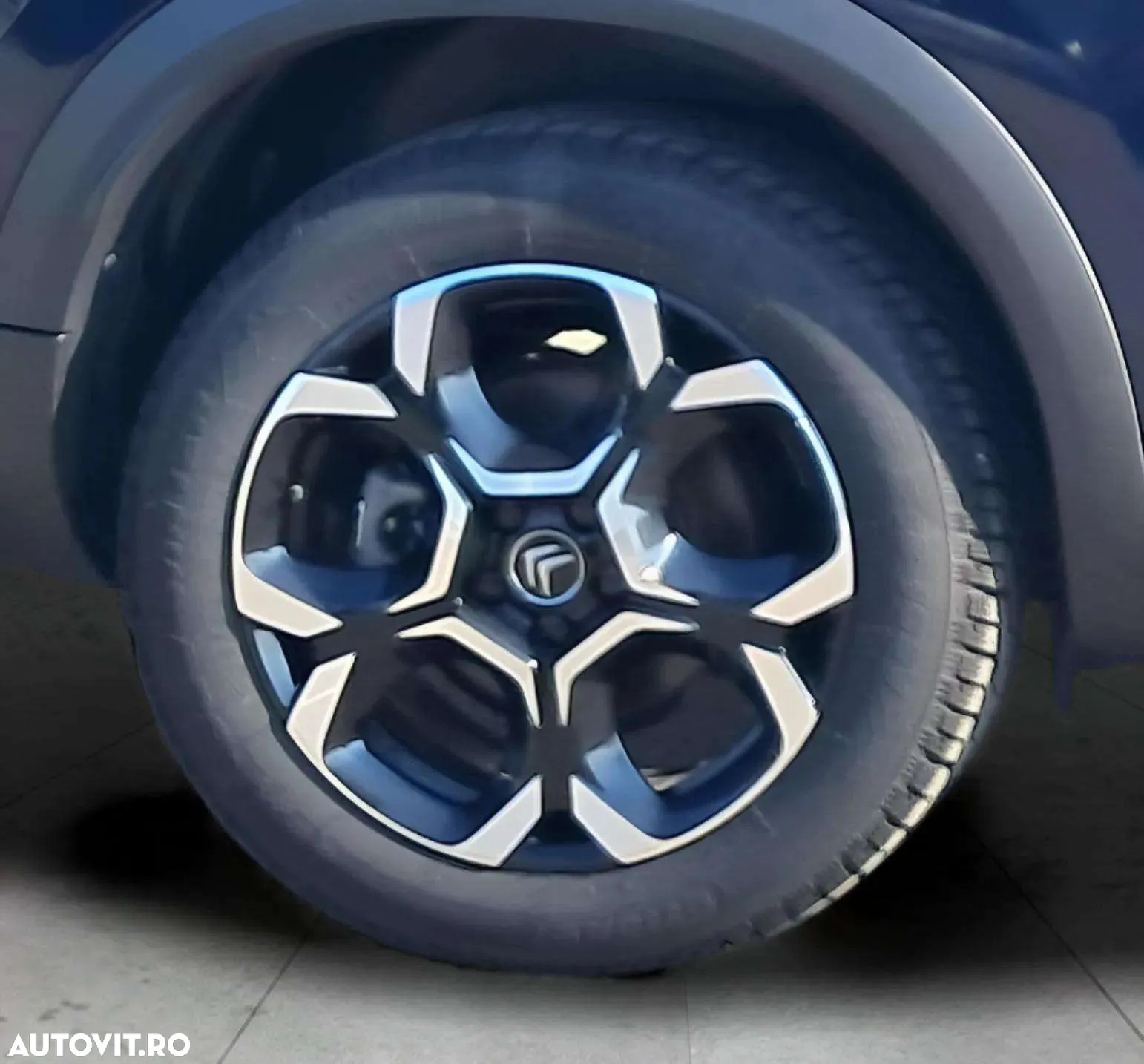 Citroën C5 Aircross 1.2 PureTech S&S EAT8 Shine - 16