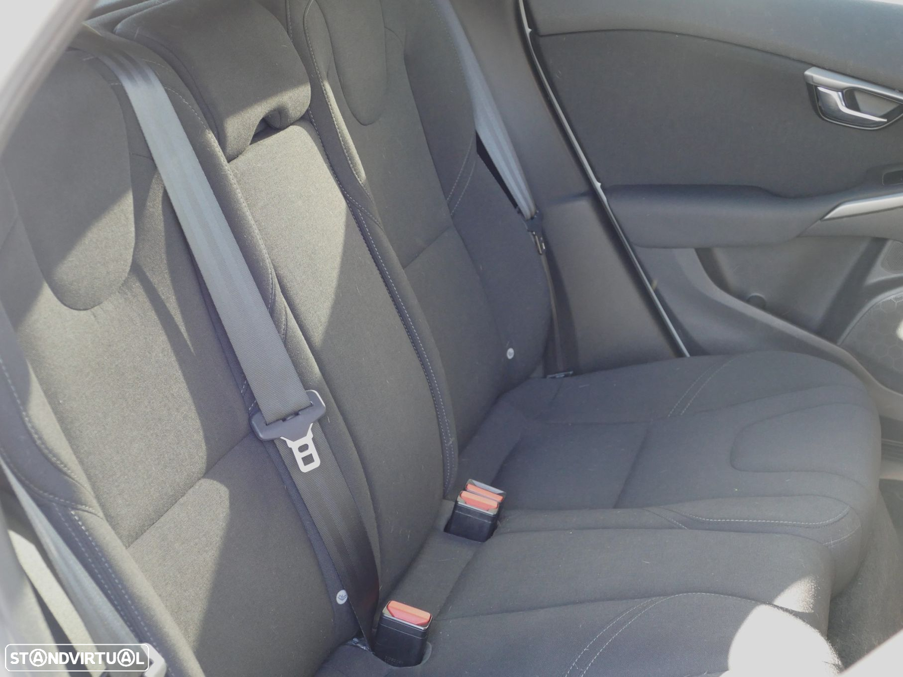 Volvo V40 2.0 D2 Kinetic - 17
