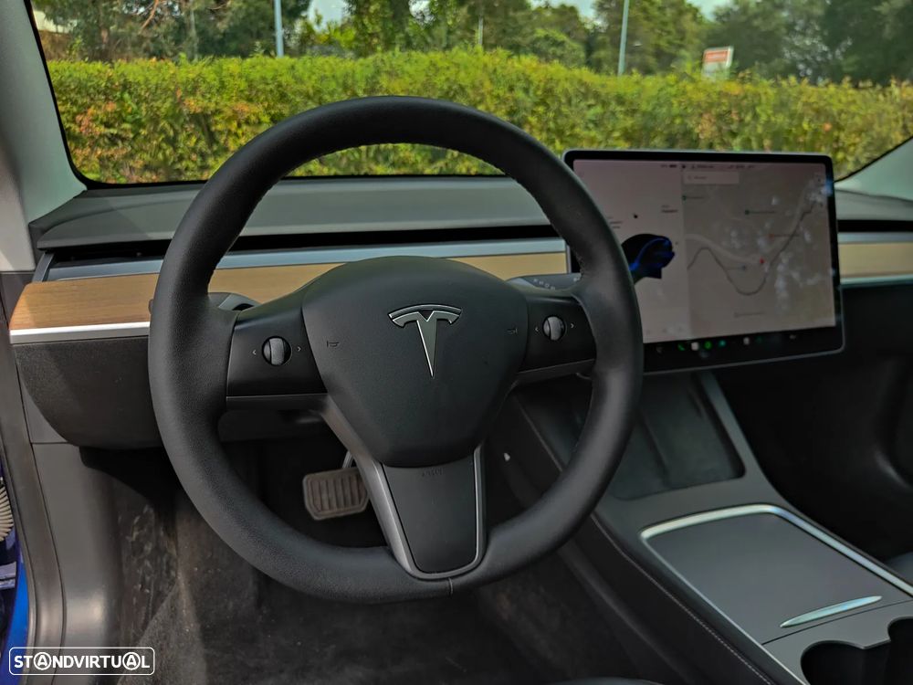 Tesla Model 3 Standard RWD - 36