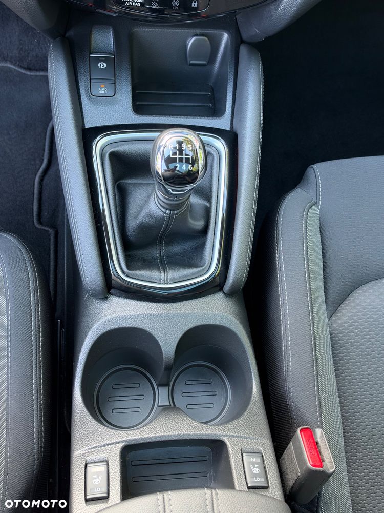 Nissan Qashqai 1.7 dCi N-Connecta - 19