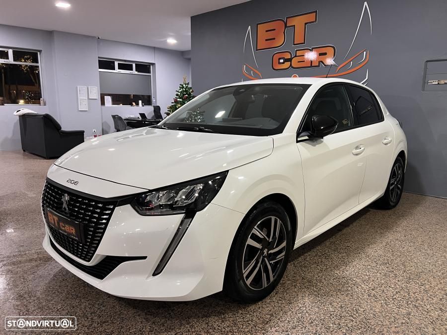 Peugeot 208 1.2 PureTech Allure - 1