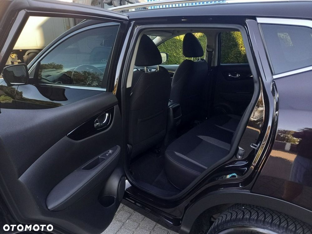 Nissan Qashqai 1.3 DIG-T N-Motion - 23