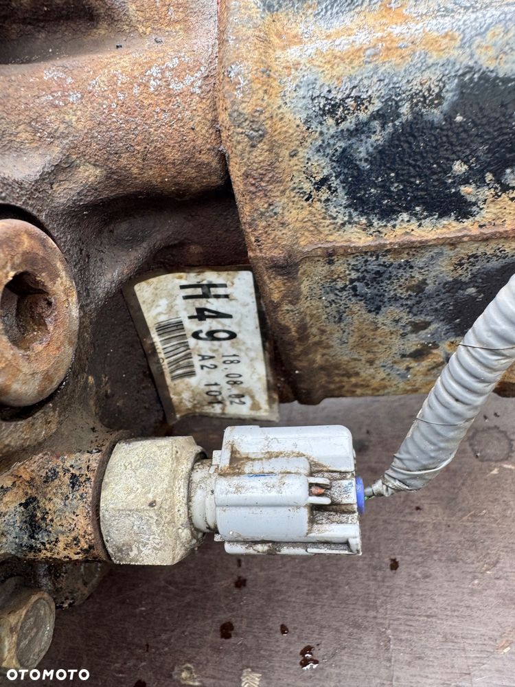 Toyota hilux 8 VIII DYFER MOST REDUKTOR automat 4x4 H49a2101 H49 a2 101 H49 817r 7k/51t - 4