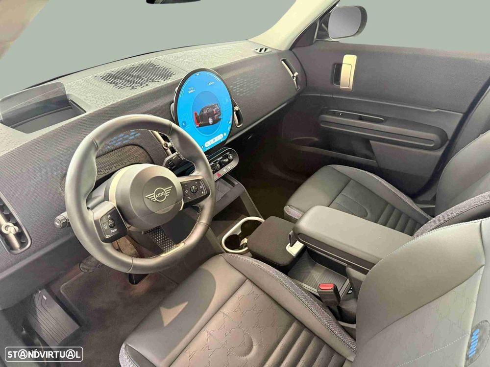 MINI Countryman E Favoured L - 7