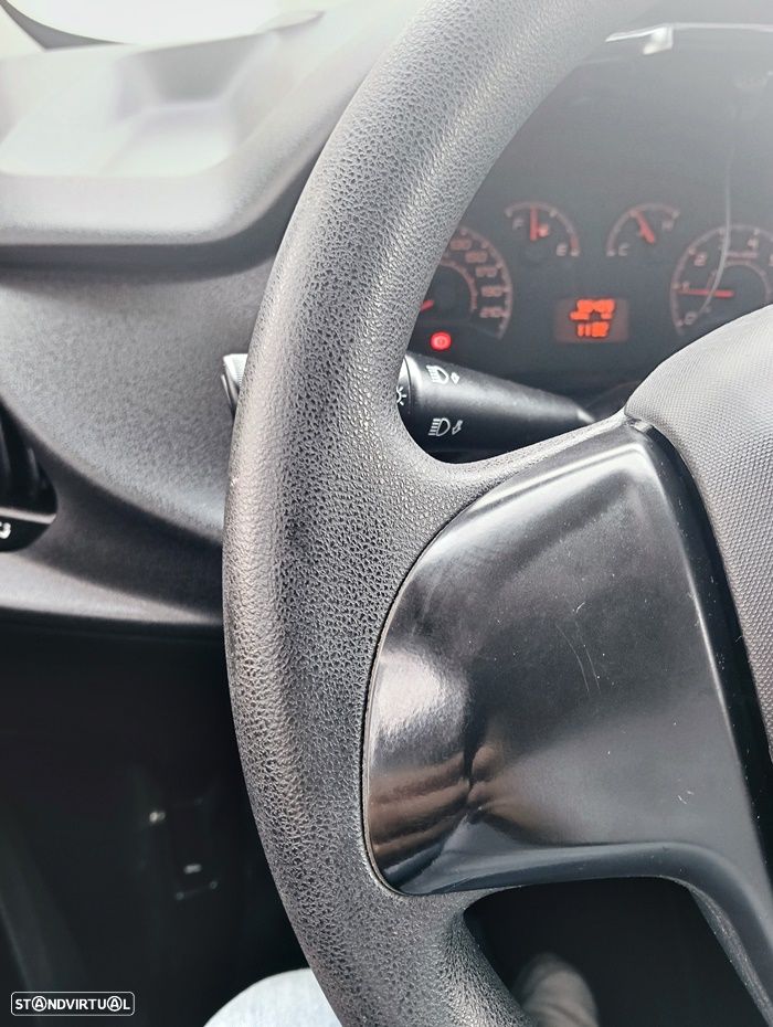 Fiat DOBLO CARGO1.3 MJ EASY 3Lugares - 29