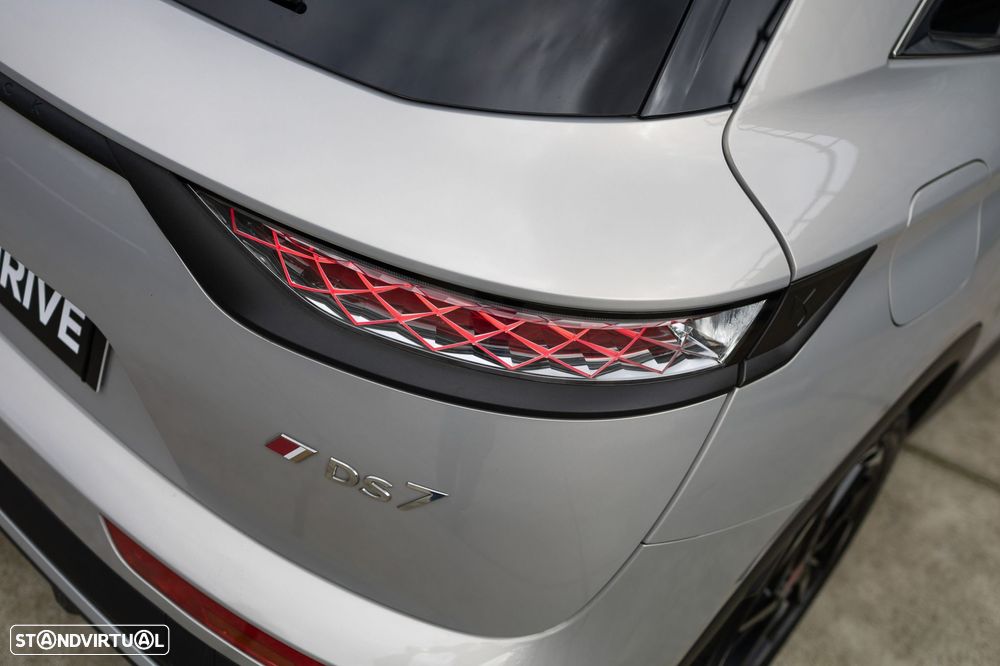 DS DS7 Crossback E-Tense Performance Line EAT8 - 36