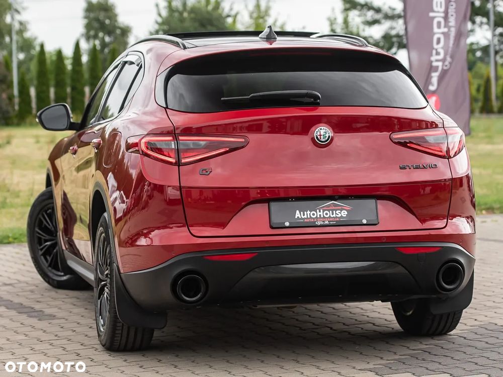 Alfa Romeo Stelvio - 7