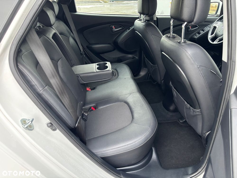 Hyundai ix35 1.6 2WD Fifa World Cup Edition - 33