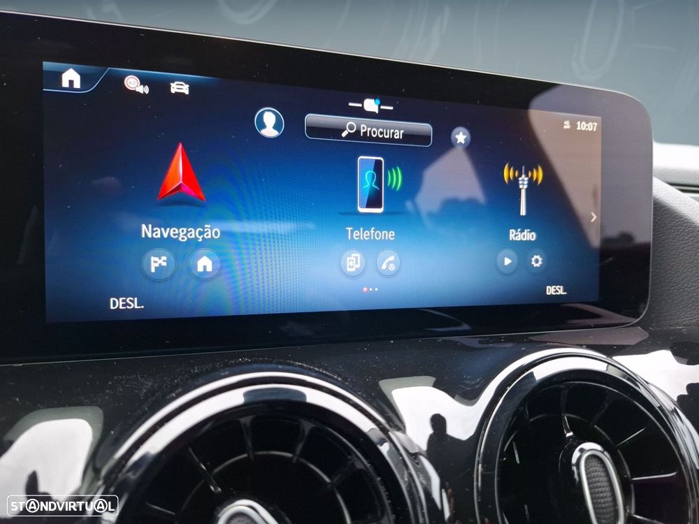 Mercedes-Benz GLA 180 d - 24