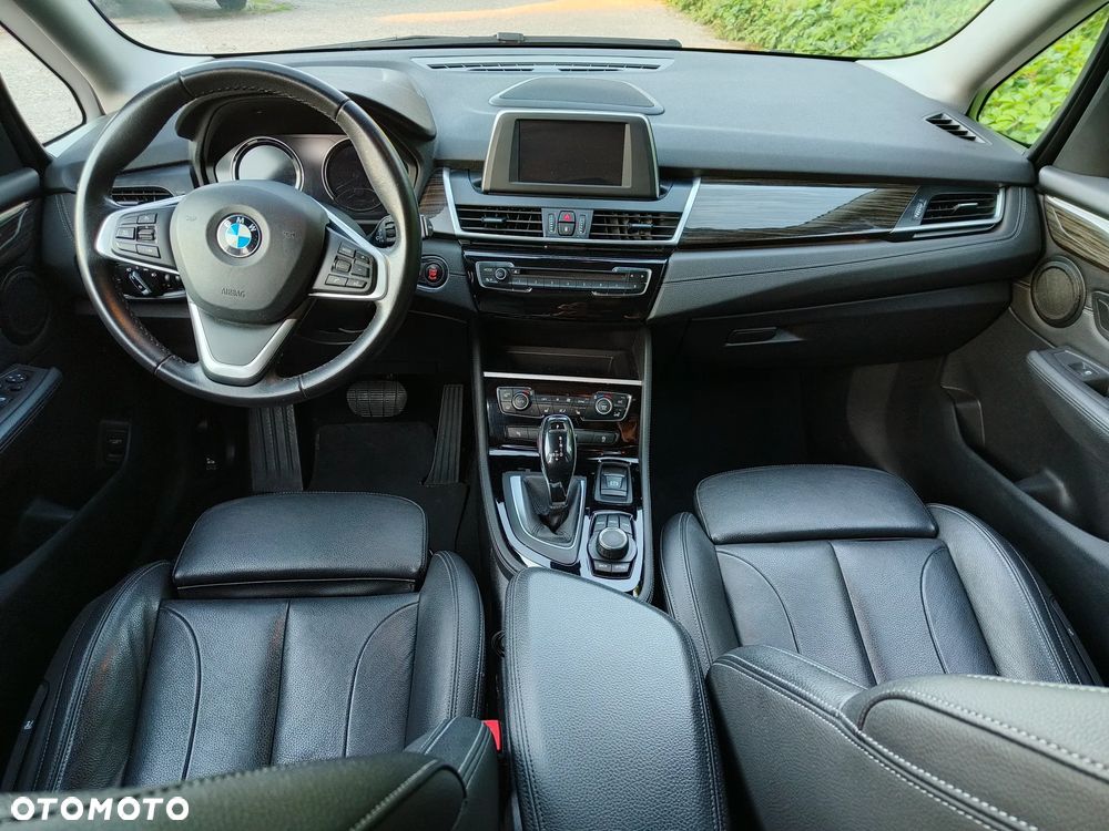 BMW Seria 2 218d Luxury Line - 2
