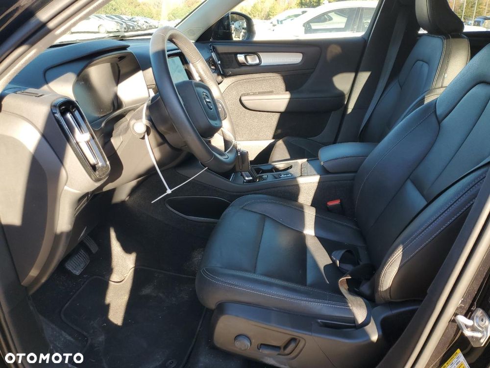 Volvo XC 40 T5 AWD Momentum - 7