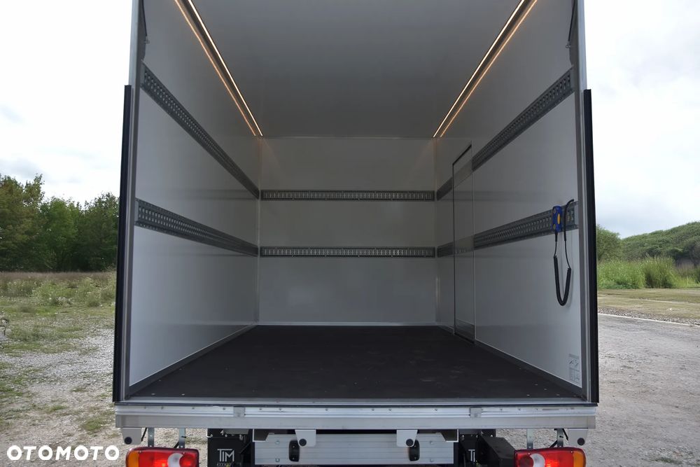 Renault Master Kontener 9EP z Windą 2.0 170KM - 21