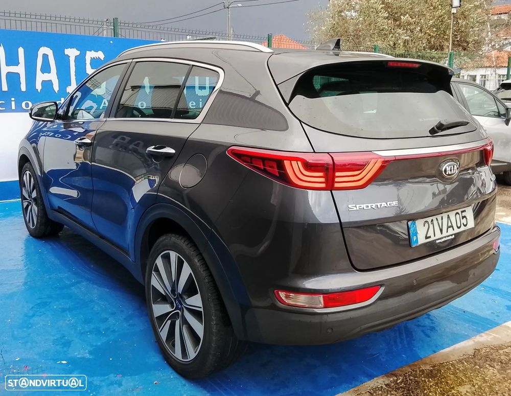 Kia Sportage 1.6 CRDI ISG SX - 23