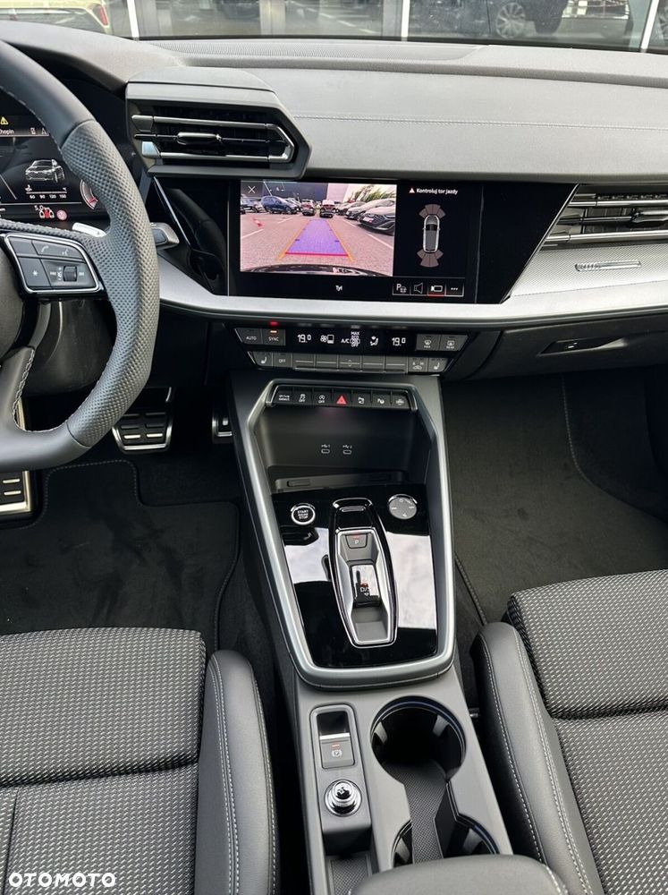 Audi A3 Sportback - 18