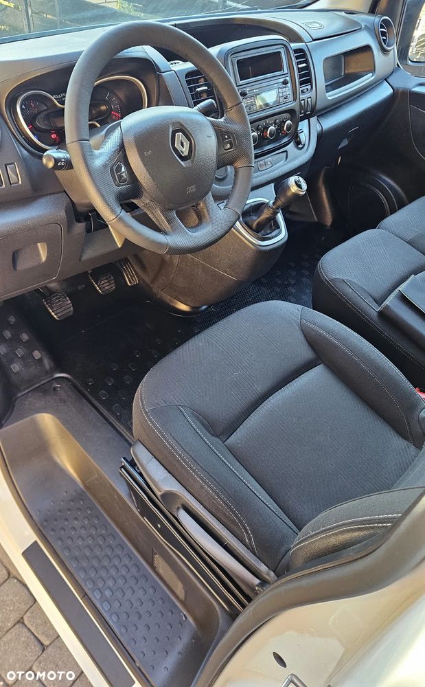 Renault TRAFIC - 9