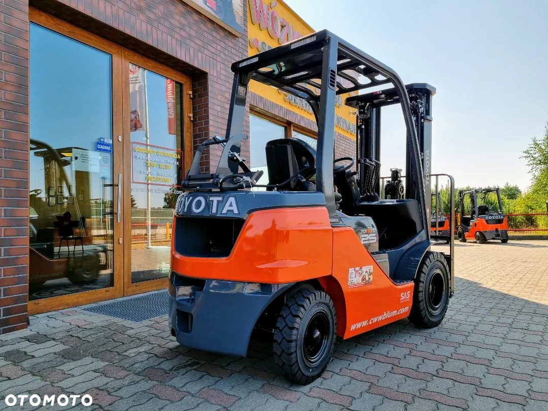 Toyota 02-8FGF25 - 4