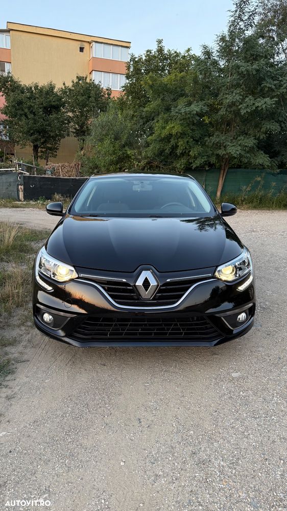 Renault Megane TCe Business - 2