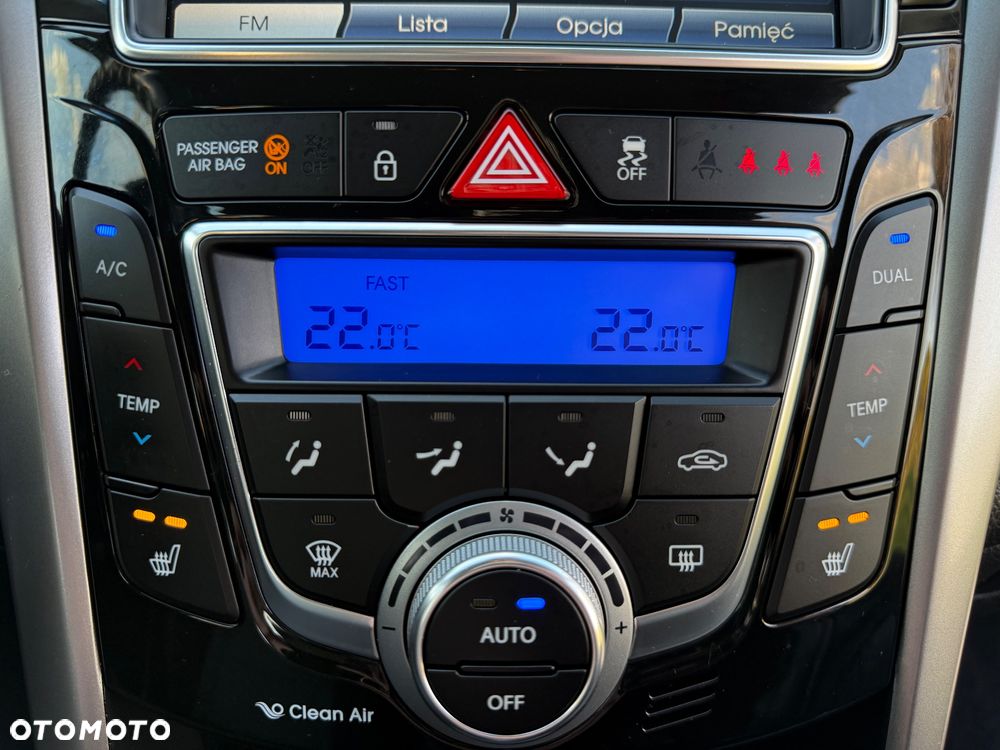 Hyundai i30 1.4 Fifa World Cup Edition - 26