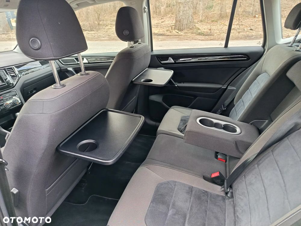 Volkswagen Golf Sportsvan - 16