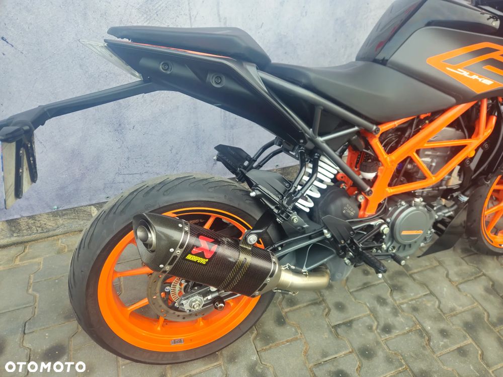 KTM Duke - 23
