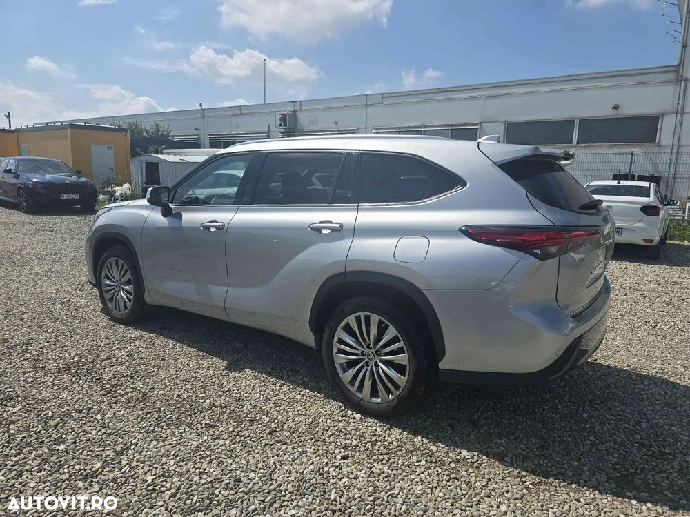 Toyota Highlander - 6
