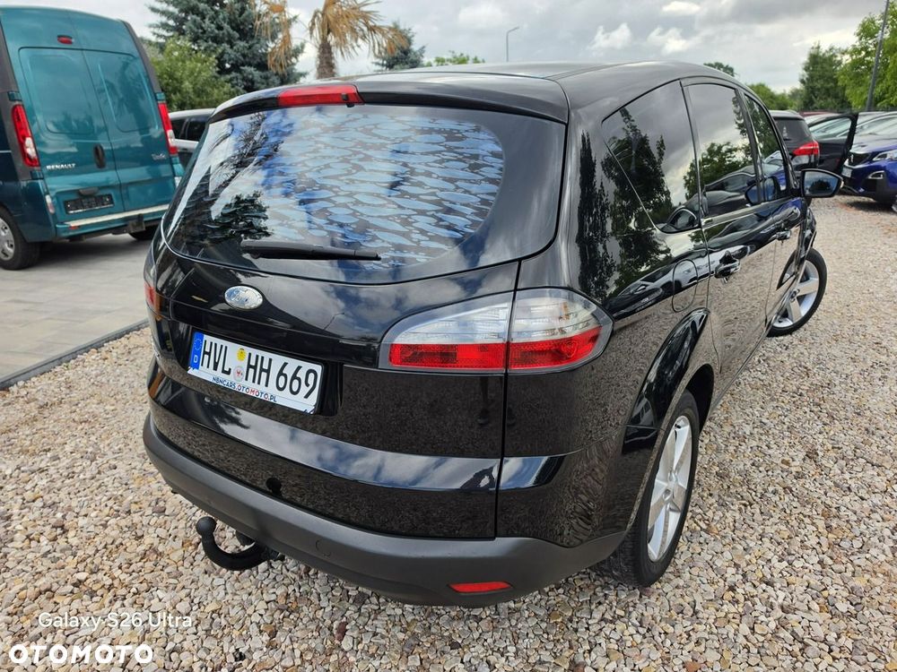 Ford S-Max - 21
