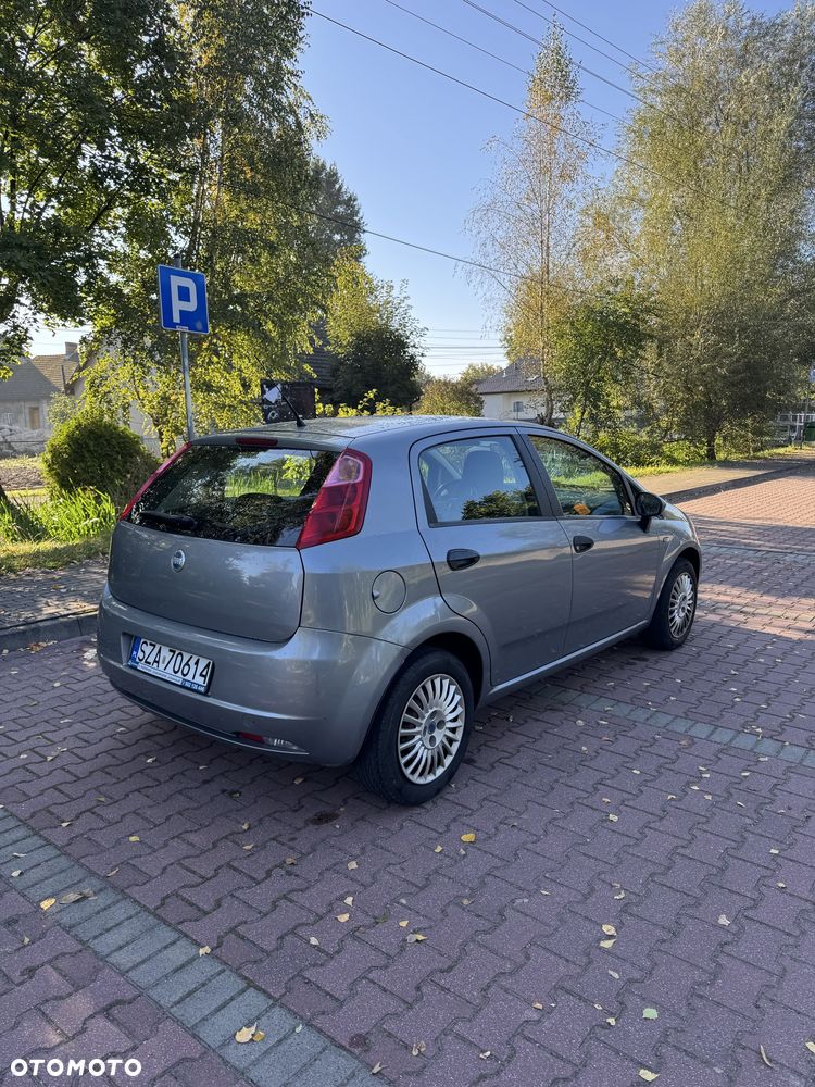 Fiat Grande Punto - 5