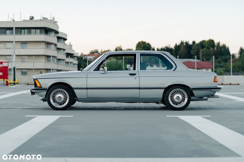 BMW Seria 3 320 - 5