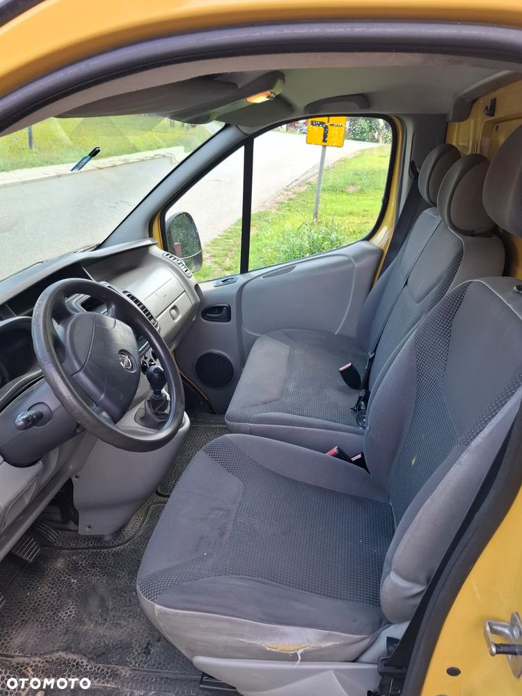 Opel Vivaro - 11