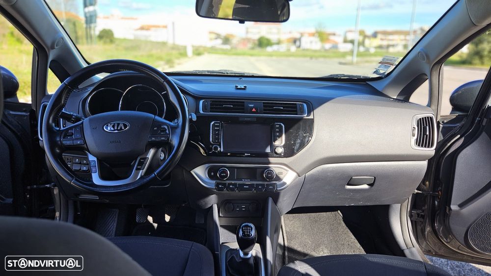 Kia Rio 1.1 CRDi EX ISG - 10