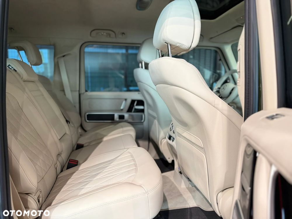 Mercedes-Benz Klasa G AMG 63 - 38