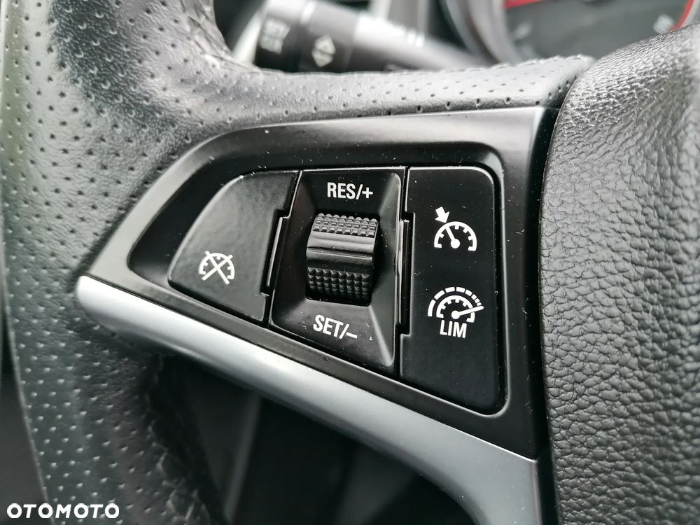 Opel Astra 1.4 Turbo Active - 17