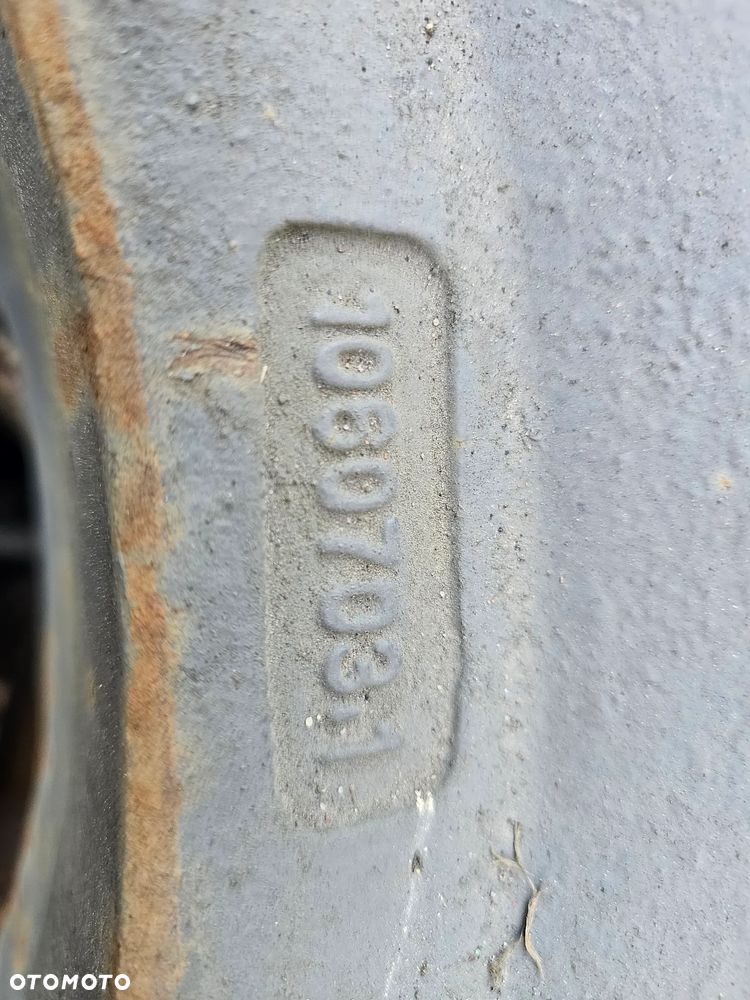 Obciążniki kół Claas Axion 800 800kg 42 cale - 4