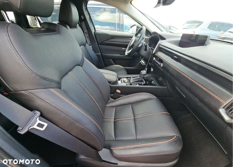 Mazda CX-50 - 10