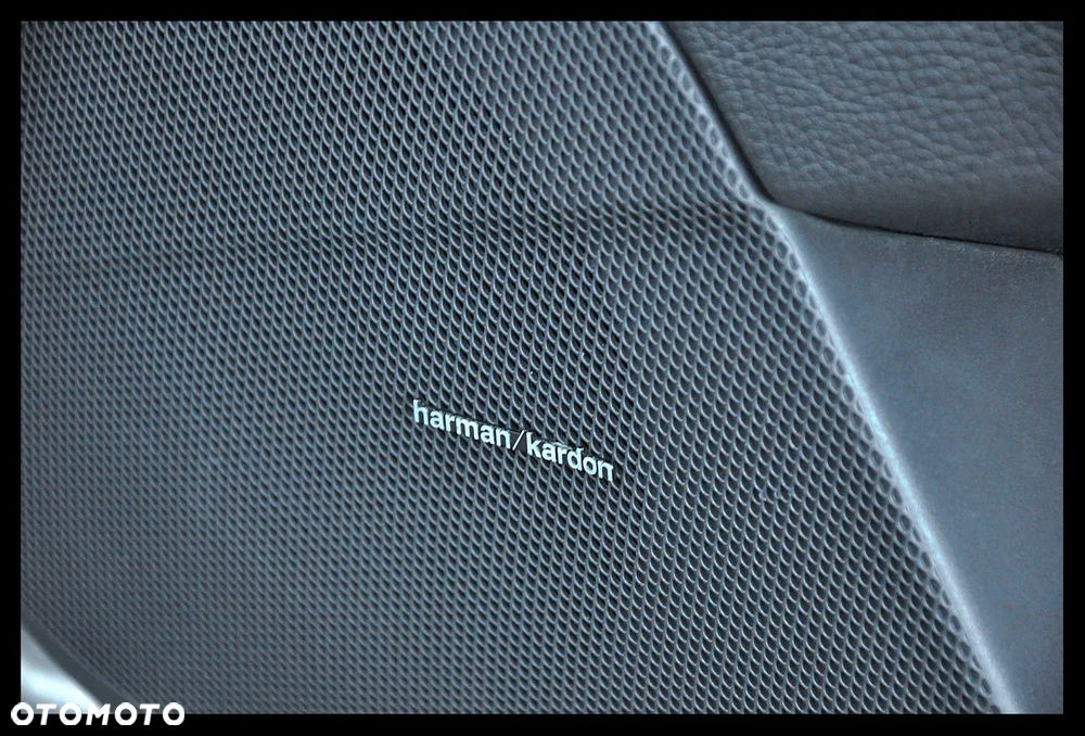 Mercedes-Benz Klasa E 500 T Avantgarde - 32