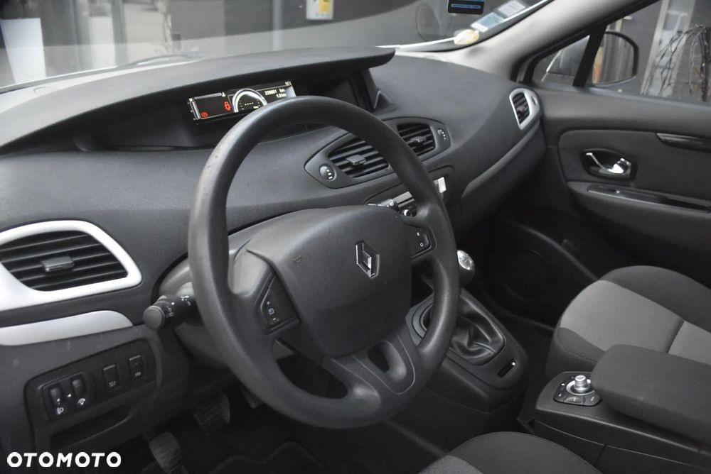Renault Scenic 1.5 dCi Authentique - 10