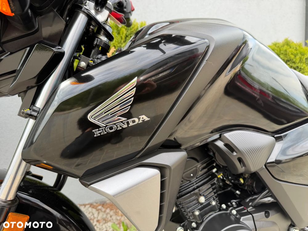 Honda CBF - 34