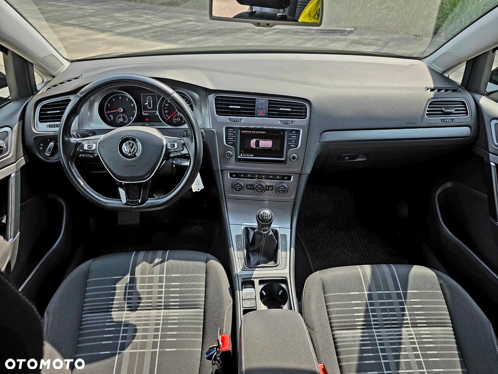 Volkswagen Golf 1.2 TSI BlueMotion Technology Lounge - 25