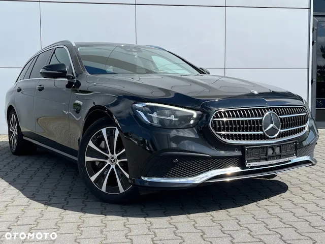 Mercedes-Benz Klasa E 300 de Avantgarde - 5