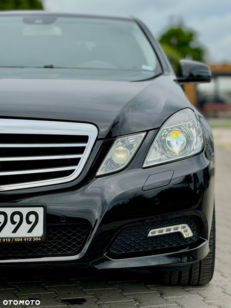 Mercedes-Benz Klasa E 200 CGI BlueEFFICIENCY Automatik Avantgarde - 37