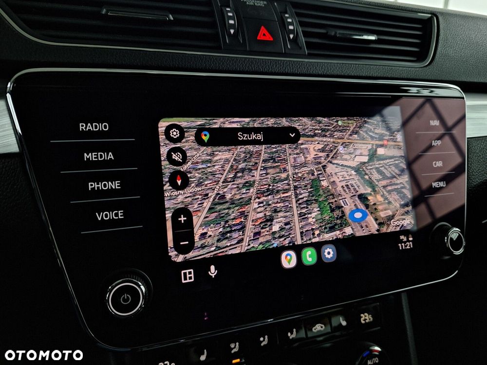 Skoda Superb 2.0 TDI SCR Ambition DSG - 28