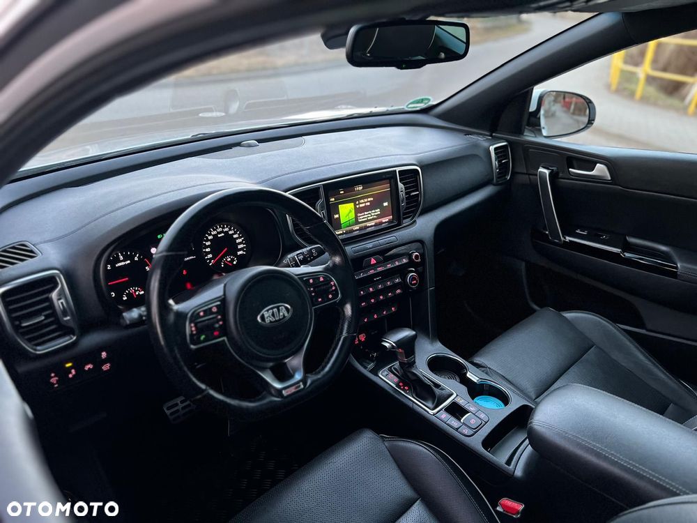 Kia Sportage 2.0 CRDI AWD Eco-Dynamics+ (48V M-H) GT LINE - 17
