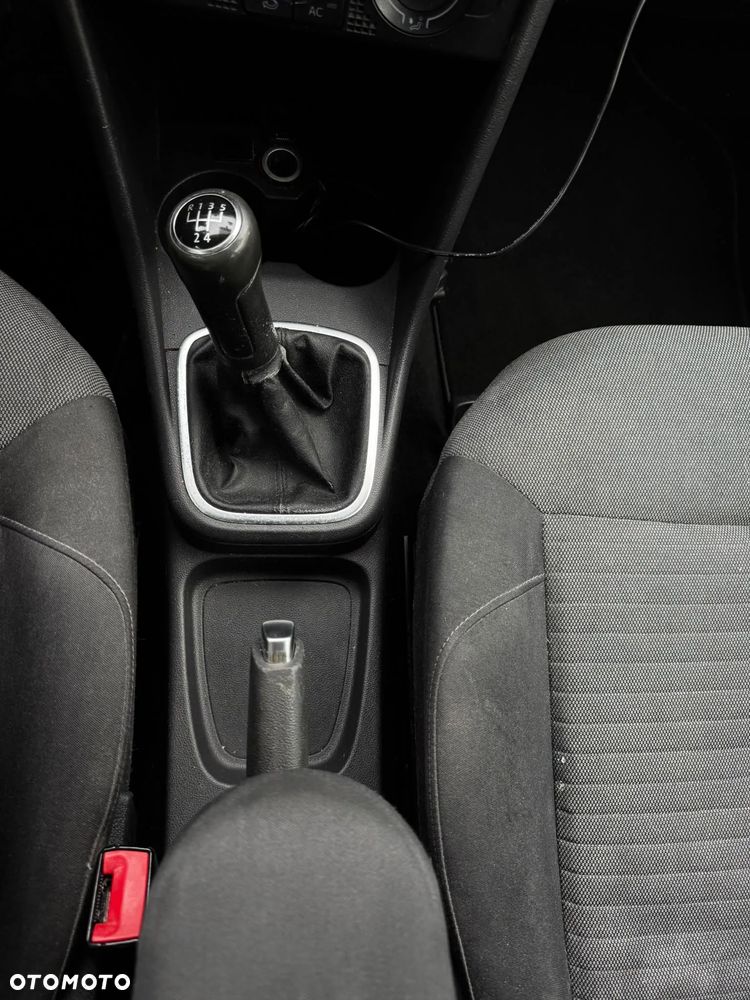 Volkswagen Polo - 16
