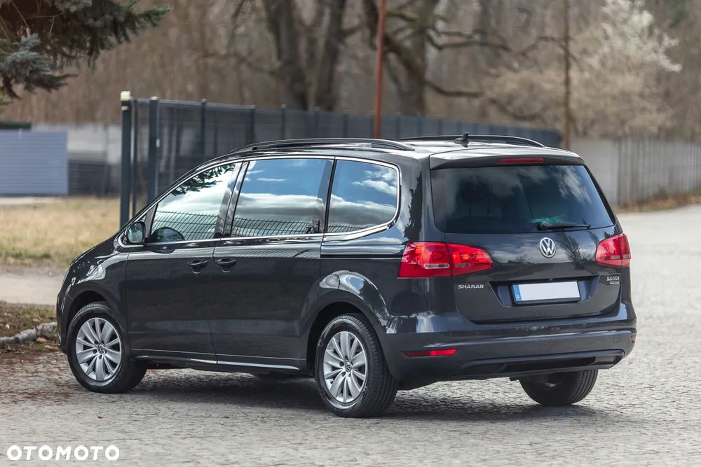 Volkswagen Sharan 2.0 TDI DSG BlueMotion Technology Comfortline - 9